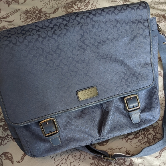 COACH Baby Blue Laptop or Baby Bag - Picture 4 of 9